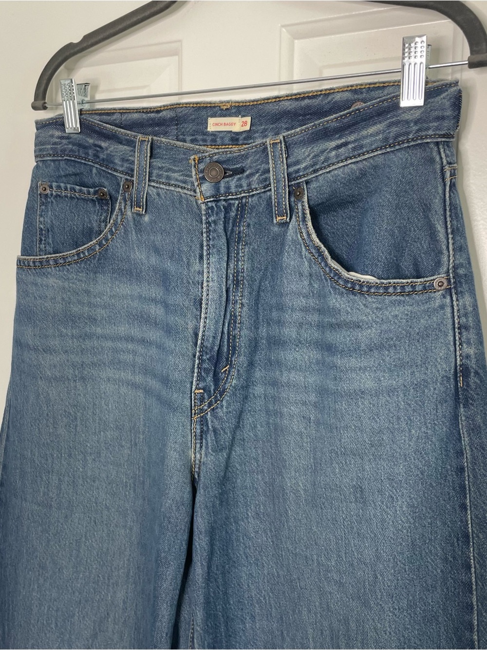 Levi’s High Rise Cinch Baggy Jeans Size 28 - Picture 5 of 16